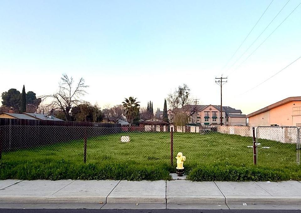 1st image of 237 Bernell Ave