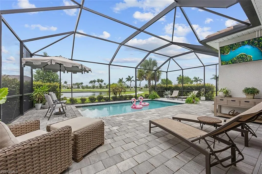 3 bed, 3.0 bath, 2247 sqft, $9,995 — Photo 1