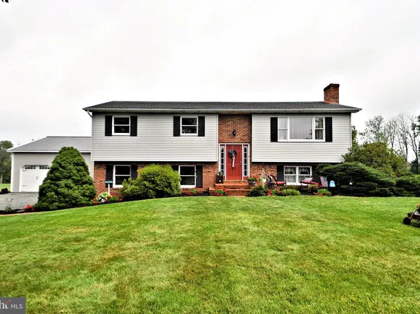 119 Pheasant Cir, Barto, PA 19504