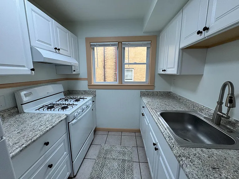 1589 Summit Rd #2 — Photo 18
