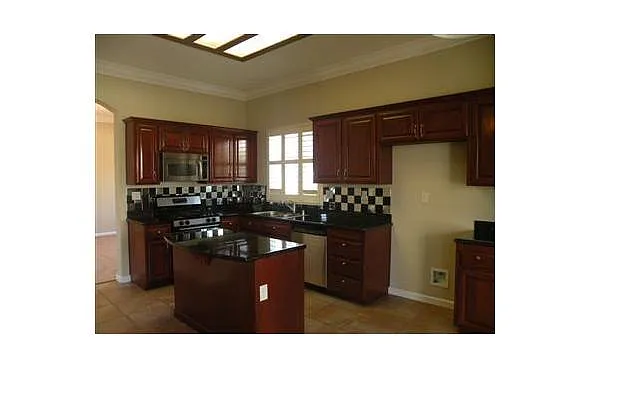 6021 Snow Leopard Cir photo 1