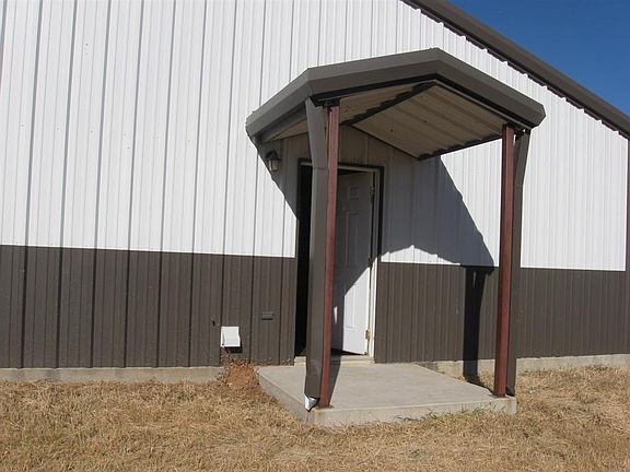 3rd image of 1577 County Road 4757 Unit 1