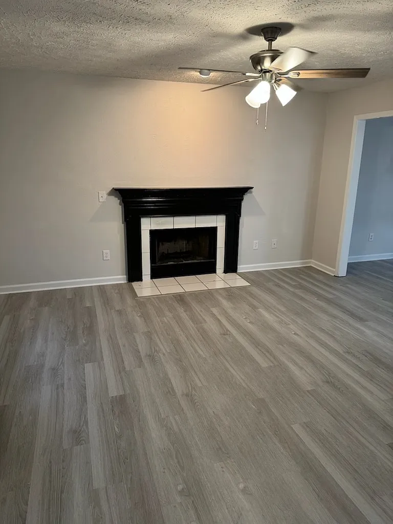 1720 Portview Ct - 1 — Photo 2