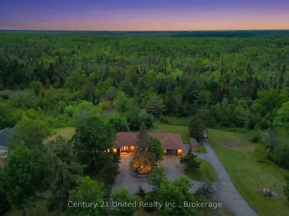 65 Laplantes Rd, Trent Lakes, ON K0L 1J0