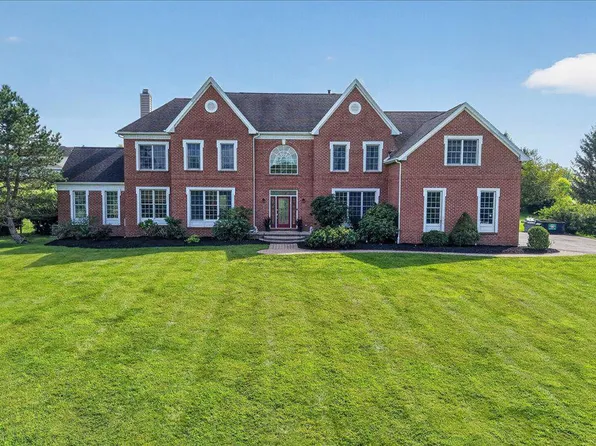11 Baker Way, Pennington, NJ 08534