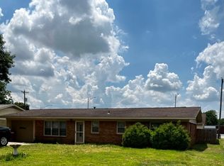 415 Shady Ln, Sikeston, MO 63801