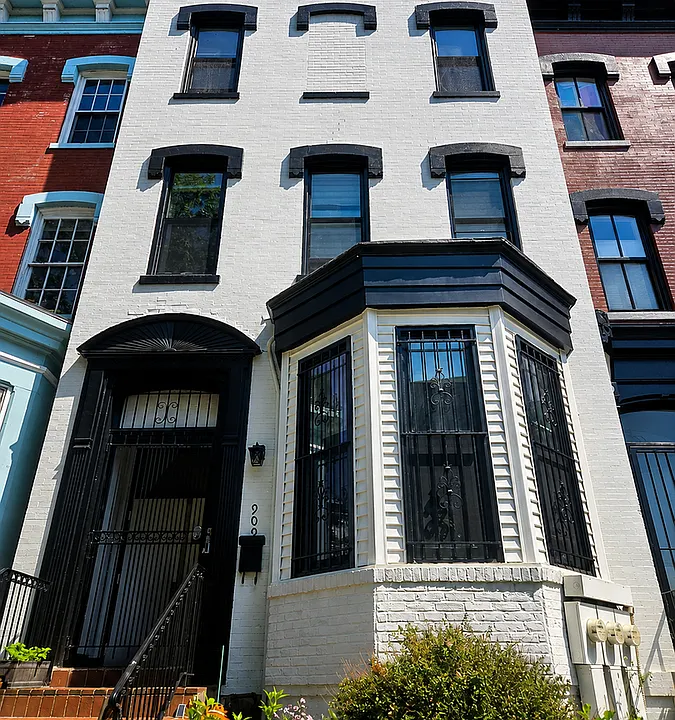 909 R St NW #C