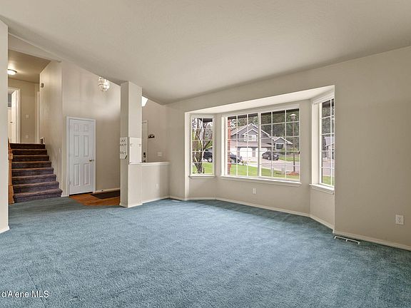 4th image of 1709 N Summer Hills Ct