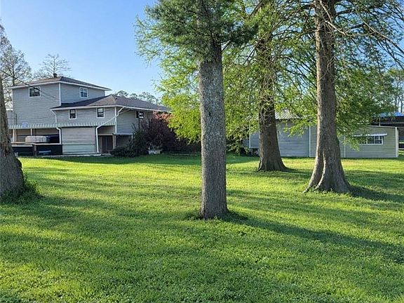 3rd image of 31748 Shelton Dr