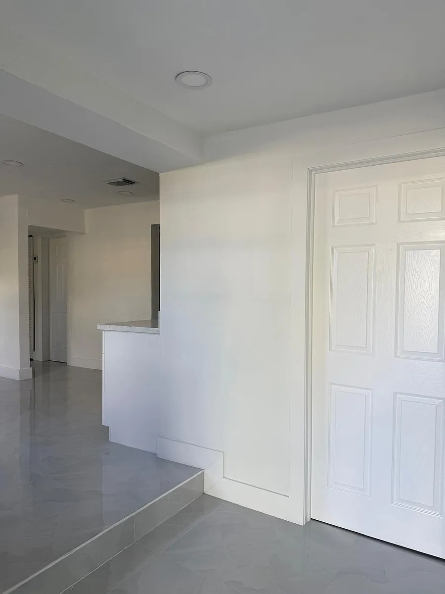 Building Photo - 4400 SW 36th St