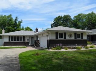 1621 Bluebird Dr, Munster, IN 46321