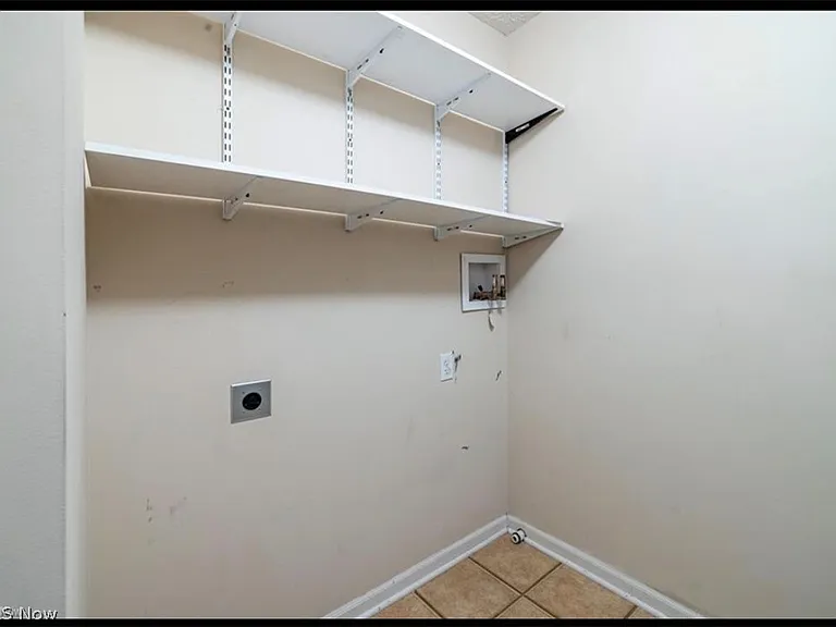 28089 Pembrooke Blvd — Photo 13