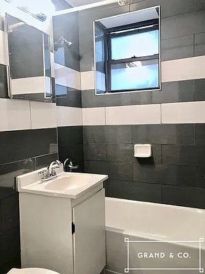 Rented by Grand & Co. | media 15