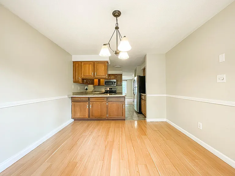 5 Dresden Ct — Photo 24