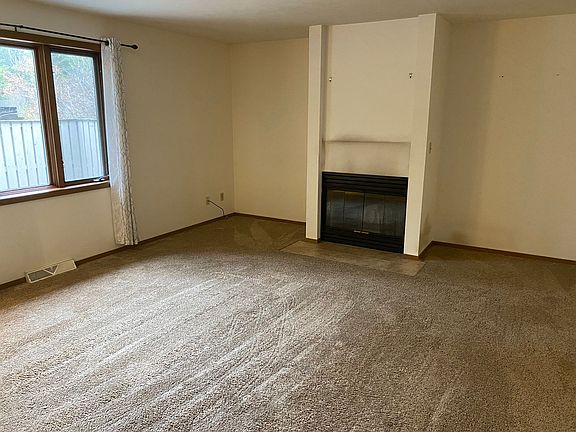 2nd image of 4PLEX-1919 Carol Dr #1926