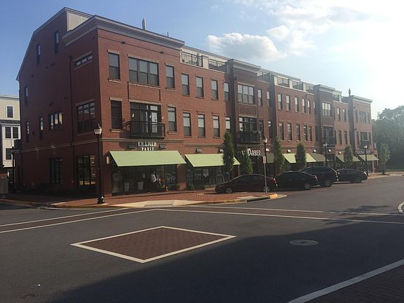 Crescent Station Terrace