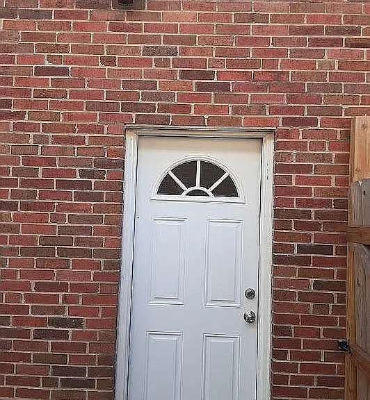 SIDE ENTRY