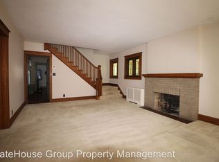 12 N Church St, Mohnton, PA 19540