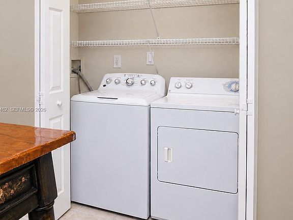 5th image of 533 NE 3rd Ave APT 147