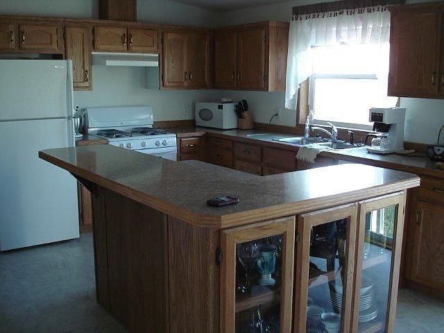 2nd image of 755 57th St N