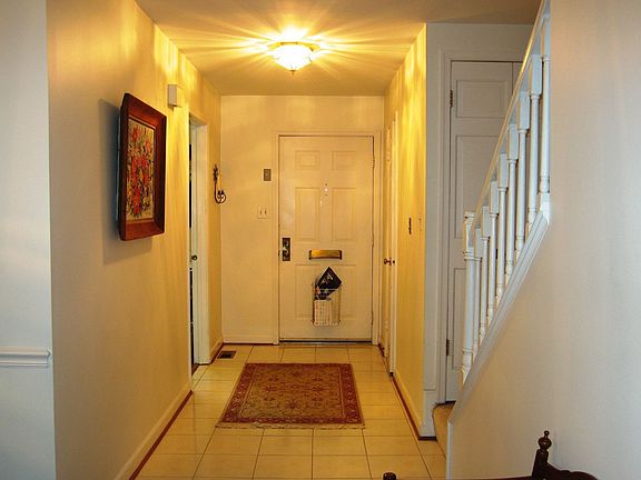 Entry Foyer