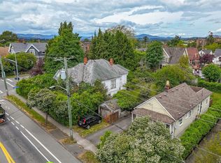 225 Skinner St SE, Victoria, BC V9A3B2