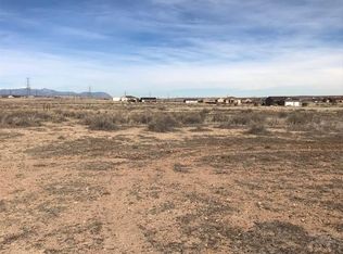 1107 E Muskrat Ln, Pueblo West, CO 81007