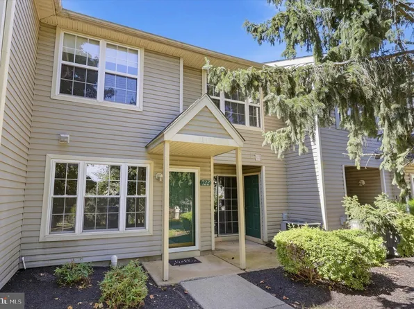 722 Gilbert Pl, Collegeville, PA 19426
