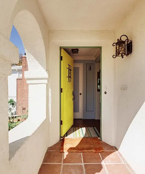 3024 Angus St — Photo 3