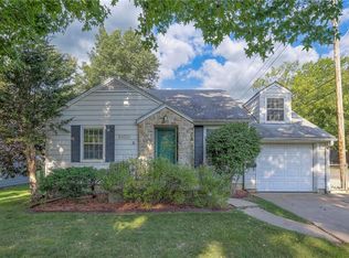 8100 Belleview Ave, Kansas City, MO 64114
