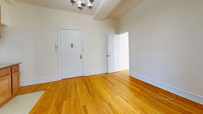Rented by Bond New York | media 2