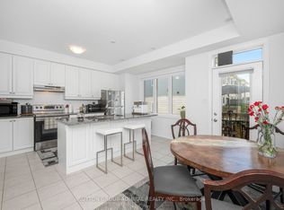 82 Hibiscus Ln, Hamilton, ON L8K 0A4