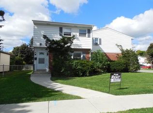 5777 N 91st St, Milwaukee, WI 53225