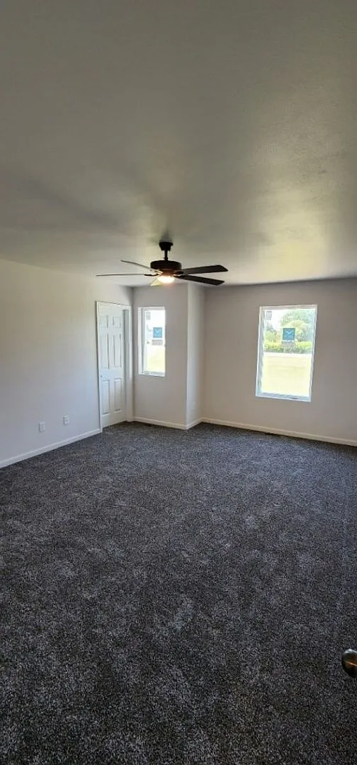 3 bed 2.5 bath townhome in South Bismarck — Photo 2