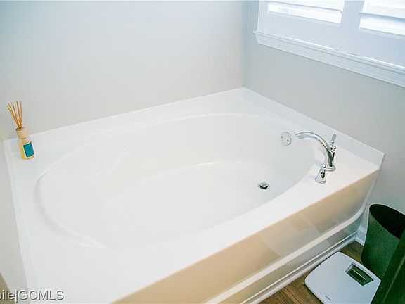 4th image of 6212 Whitebark Dr