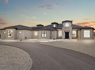 2 Lucky Charm Ct, Los Lunas, NM 87031
