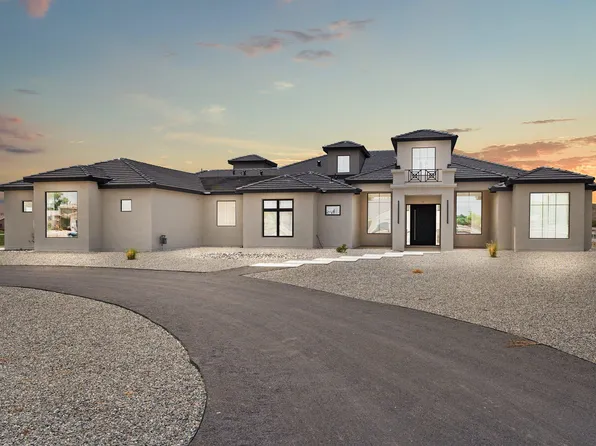 2 Lucky Charm Ct, Los Lunas, NM 87031