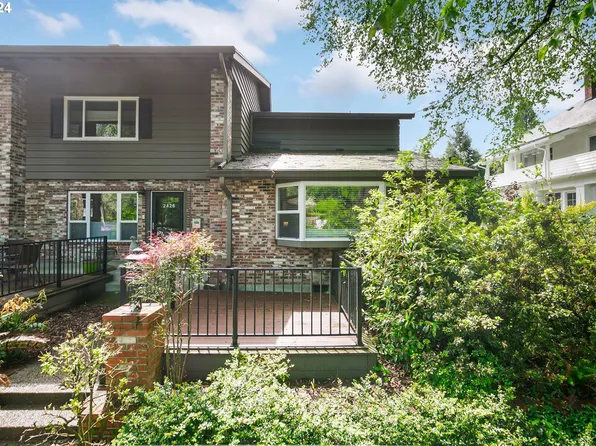 2424 NE Hancock St, Portland, OR 97212