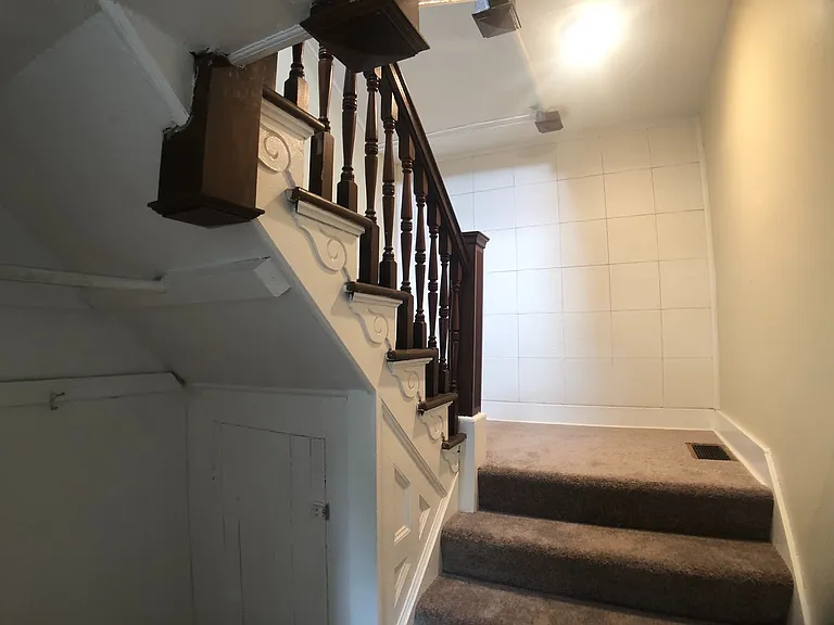 132 Penn St — Photo 10