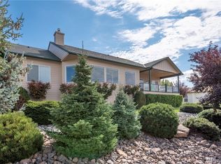 1549 N Grover Ave, East Wenatchee, WA 98802