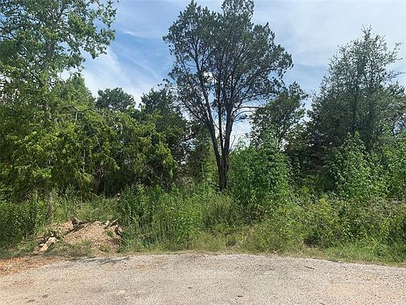 3rd image of 1051 Hopi Ct