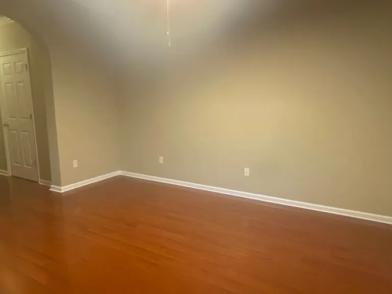 16339 Old Ash Loop — Photo 7