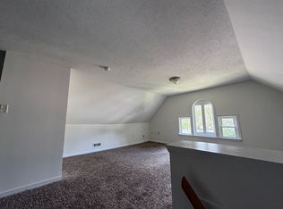 942 W Edwards, Springfield, IL 62704