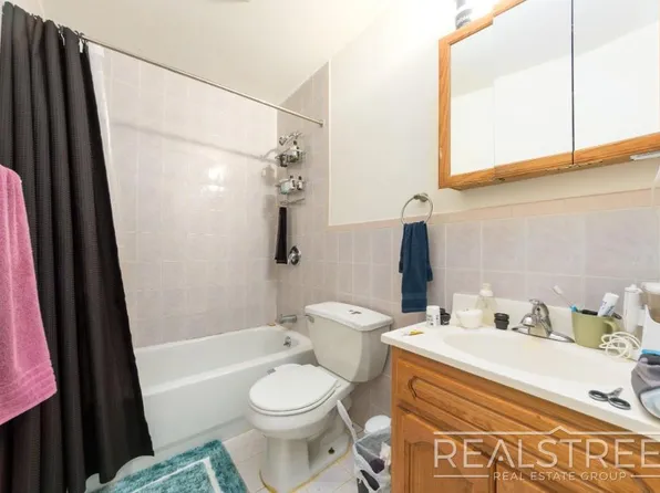 90 Moore Street image 18 of 19