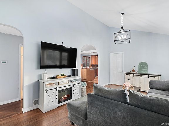 5th image of 24 Homestead Drive