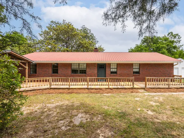 955 Bob McCaskill Dr, Defuniak Springs, FL 32433