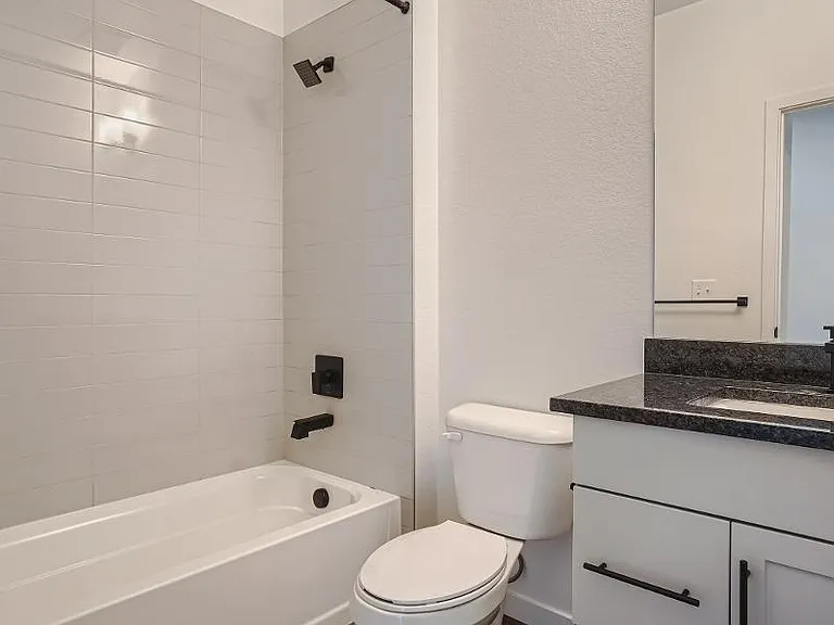 6361 Nelson St — Photo 8