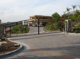 7892 E Autry Dr, Anaheim, CA 92808