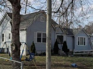 100 Sutton Ave, Waverly, TN 37185