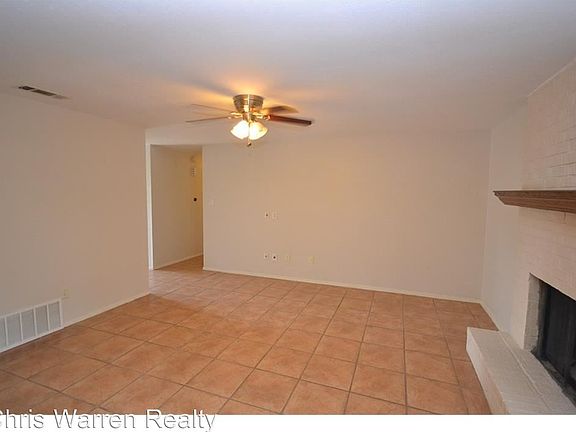5th image of 12109 Mill Holw
